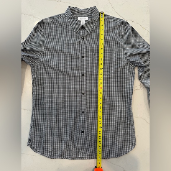 Calvin Klein Black and White Checkered Button Down Shirt - Picture 4 of 6